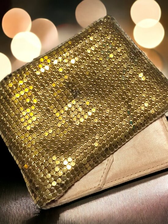 Duramesh Fifth Ave Handbags - Vintage Gold Metal Mesh Bifold Wallet Made USA Retro Chainmail Gold Tone Fashion